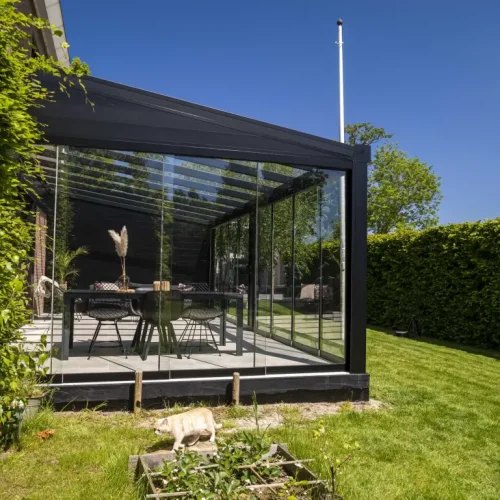 Sierbestrating bij een tuinproject